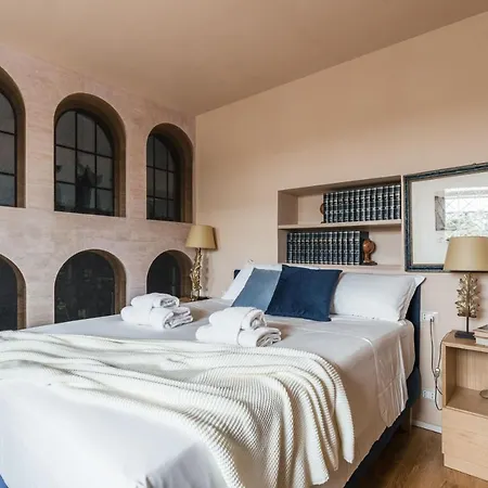 The Rent - Spacious With Terraces With Panoramic View Of