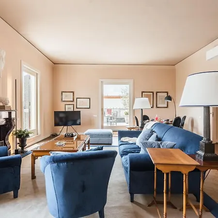 Lejlighed The Rent - Spacious With Terraces With Panoramic View Of