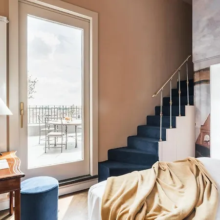 The Rent - Spacious With Terraces With Panoramic View Of Apartmán